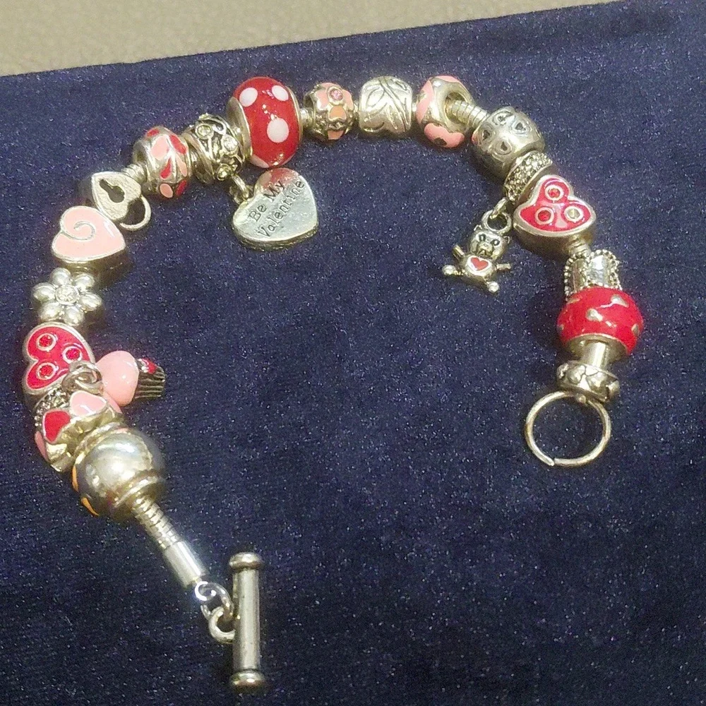 BRADFORD EXCHANGE CHARM BRACELET